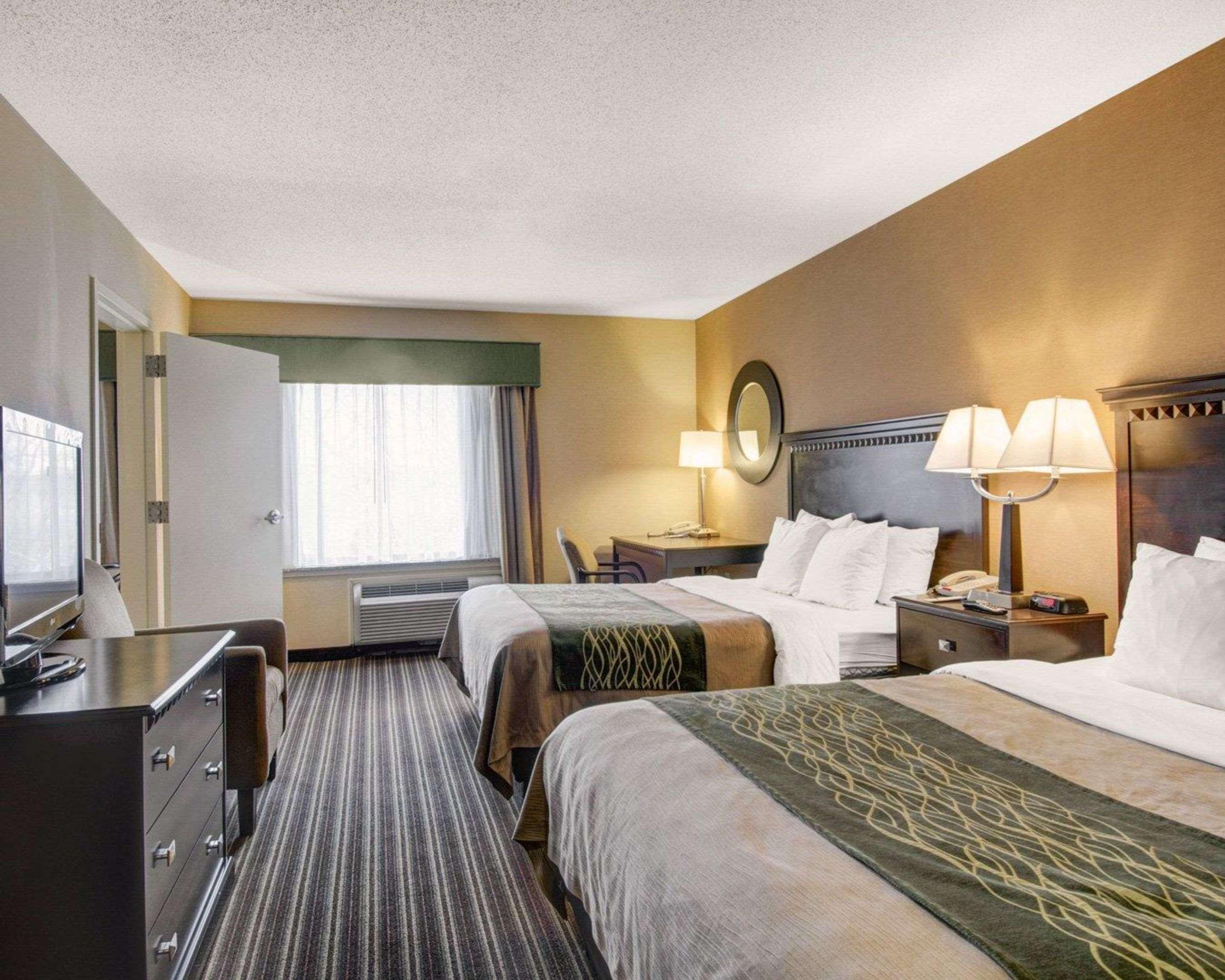 Spark By Hilton Woburn Boston Exterior photo