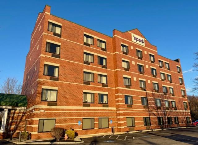 Spark By Hilton Woburn Boston Exterior photo